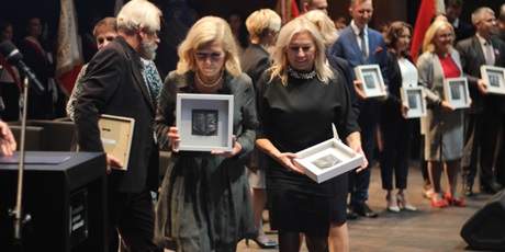 Powiększ grafikę: Galeria